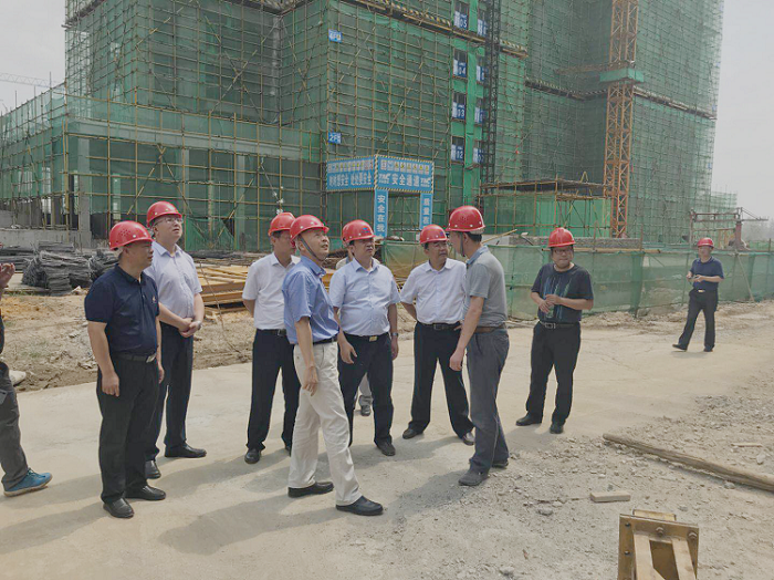 湖北省住建廳廳長李昌海一行蒞臨我司嘉魚·高地嘉境項目視察指導工作